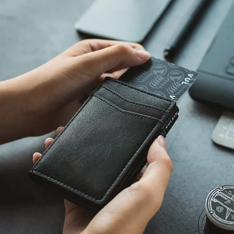 Minimalistische herenportemonn - Card Top Loader recensie en prijs